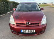Toyota Corolla Verso 2