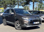 Mitsubishi Outlander SUV / Terénní 2,3 l 110 kw