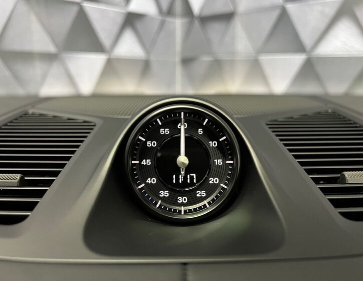 Porsche Cayenne SUV / Terénní 4,0 l 349 kw