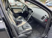 Volvo XC60 10