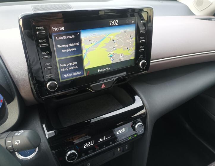 Toyota Yaris Cross 13