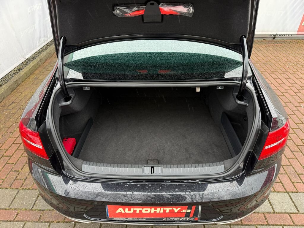 Volkswagen Passat Sedan 2,0 l 110 kw