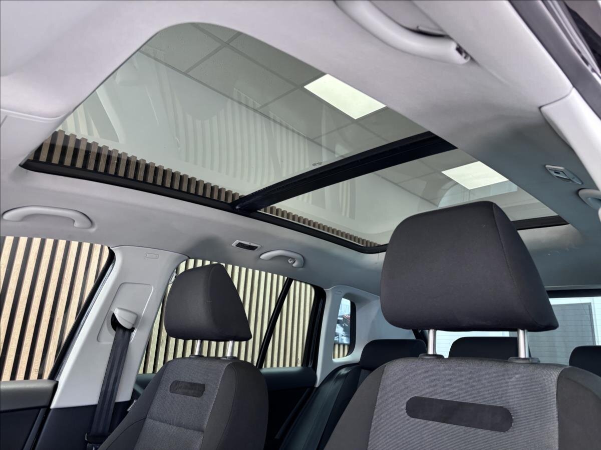 Volkswagen Tiguan SUV / Terénní 1,4 l 110 kw