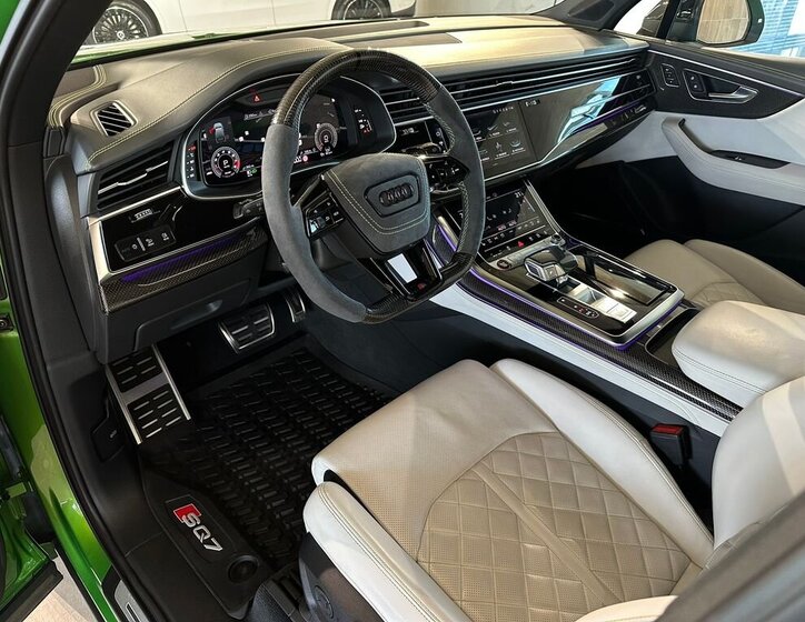 Audi SQ7 SUV / Terénní 4,0 l 373 kw