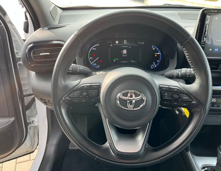 Toyota Yaris Cross SUV 1,5 l 68 kw