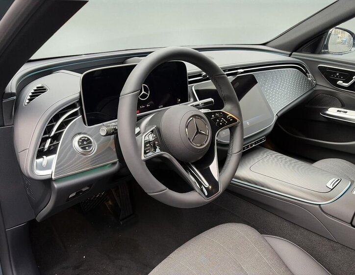 Mercedes-Benz Třídy E 9