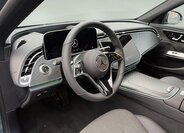 Mercedes-Benz Třídy E 9