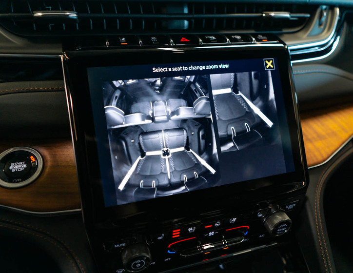 Jeep Grand Cherokee 35