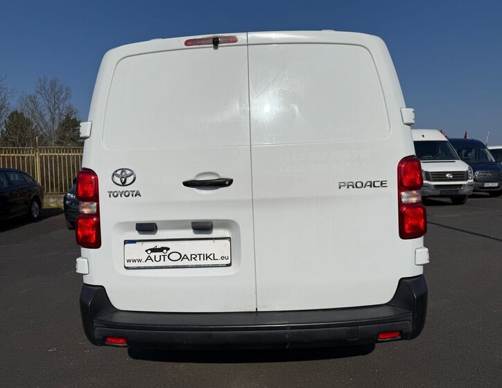 Toyota ProAce Skříň 2,0 l 90 kw