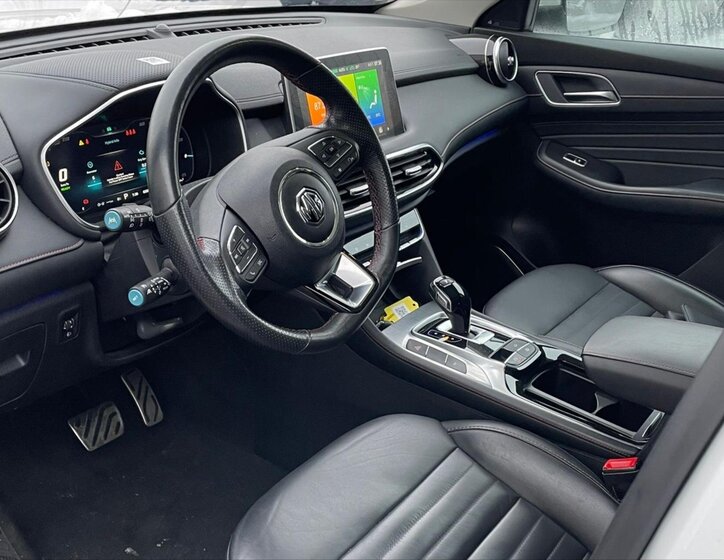 MG EHS SUV 1,5 l 119 kw
