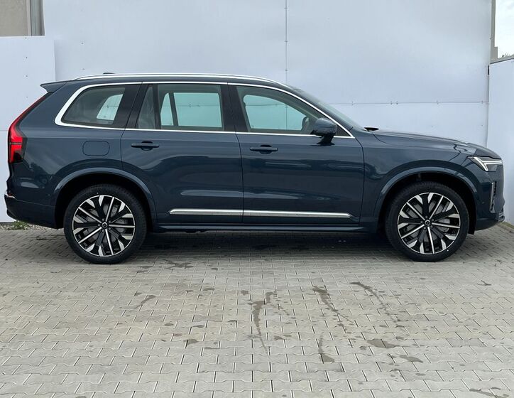 Volvo XC90 24