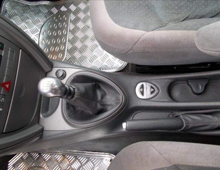 Citroën C5 Sedan / Limuzína 2,0 l 100 kw