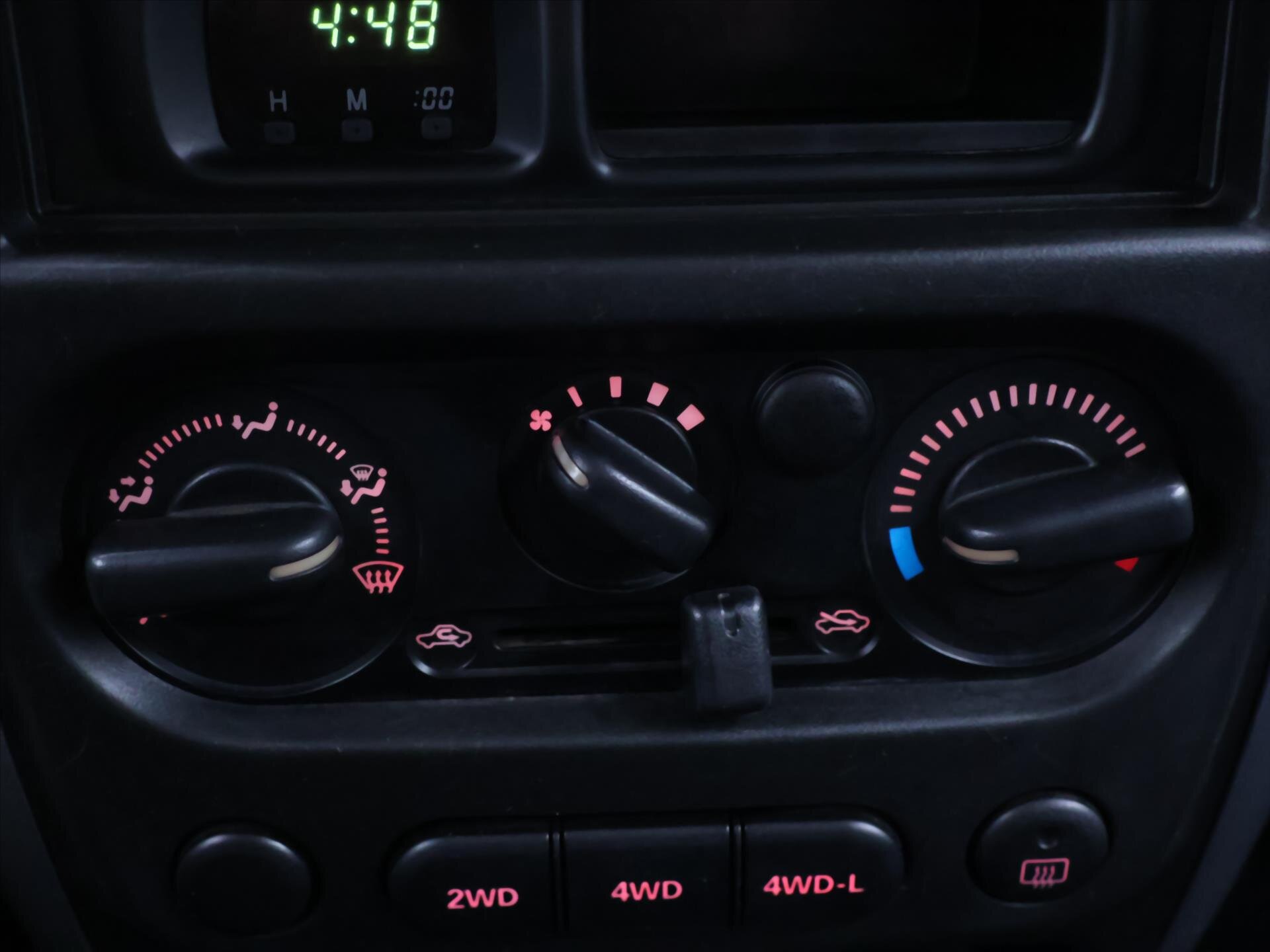 Suzuki Jimny SUV / Terénní 1,3 l 63 kw