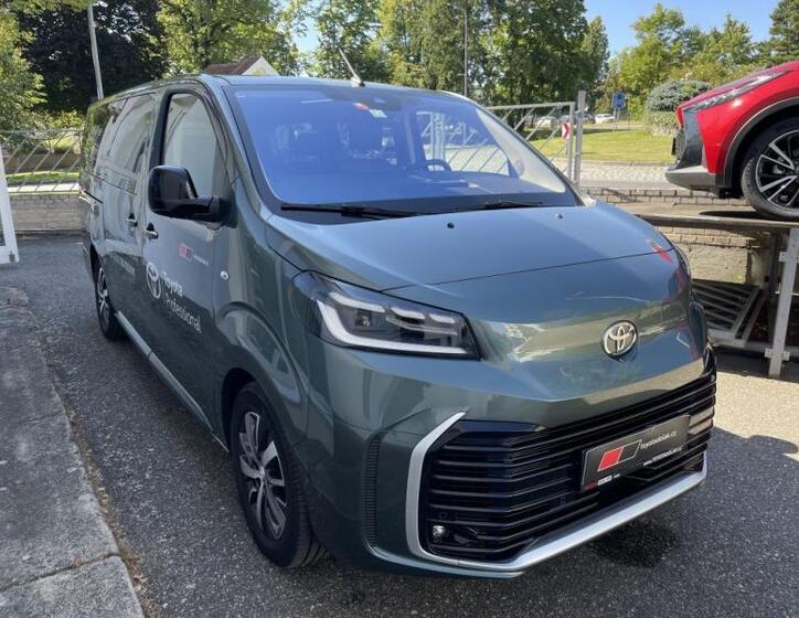 Toyota ProAce Verso 4