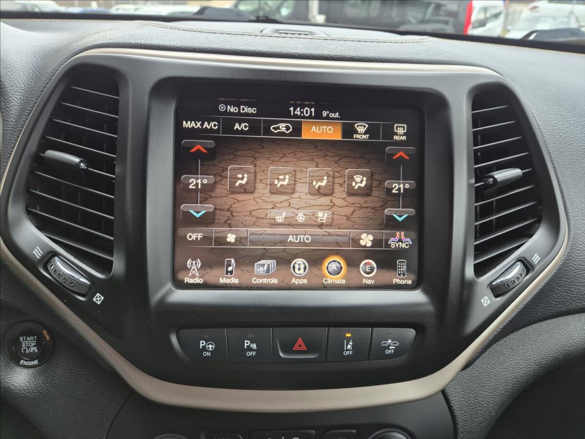 Jeep Cherokee SUV 2,2 l 147 kw