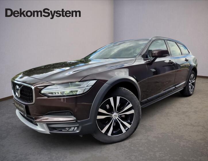 Volvo V90 1