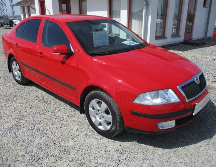 Škoda Octavia Sedan / Limuzína 1,6 l 75 kw