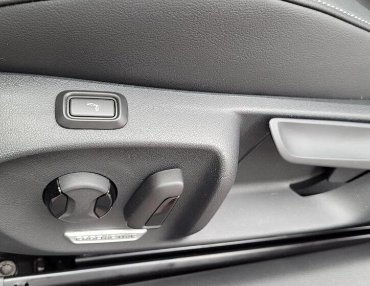 Volkswagen Passat Kombi 2,0 l 195 kw