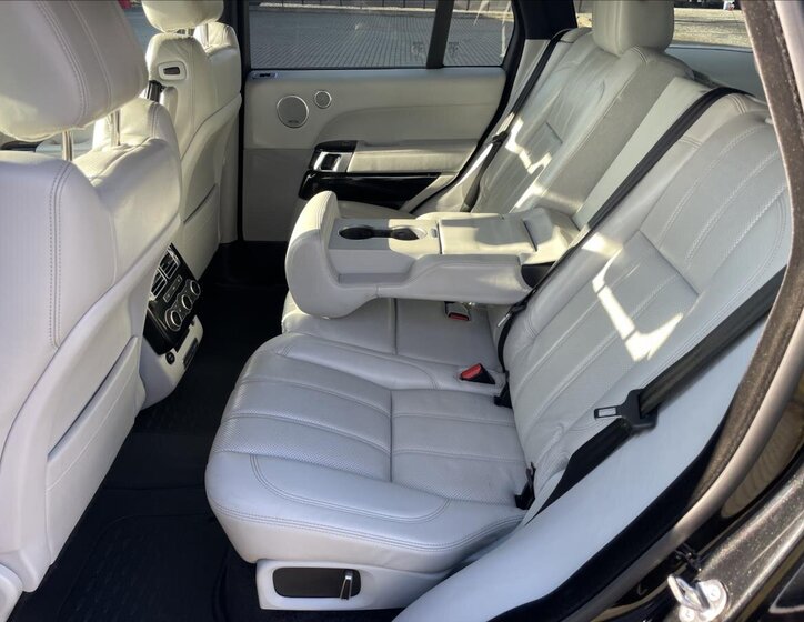 Land Rover Range Rover SUV / Terénní 4,4 l 250 kw