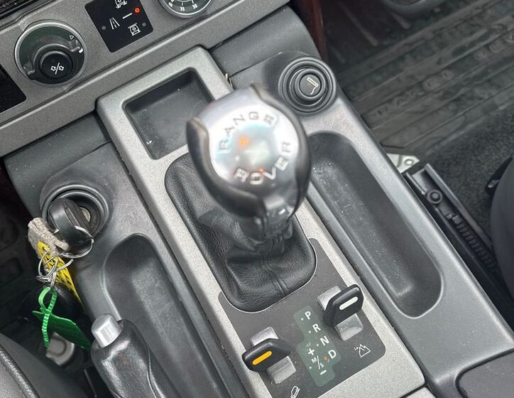 Land Rover Range Rover 17