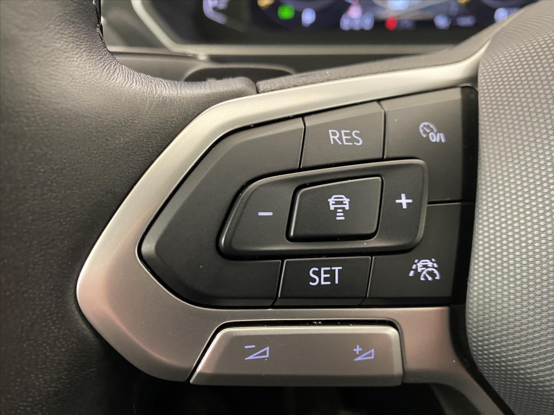 Volkswagen Tiguan SUV 2,0 l 147 kw