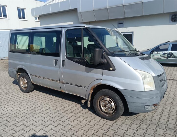 Ford Transit Kombi 2,2 l 85 kw