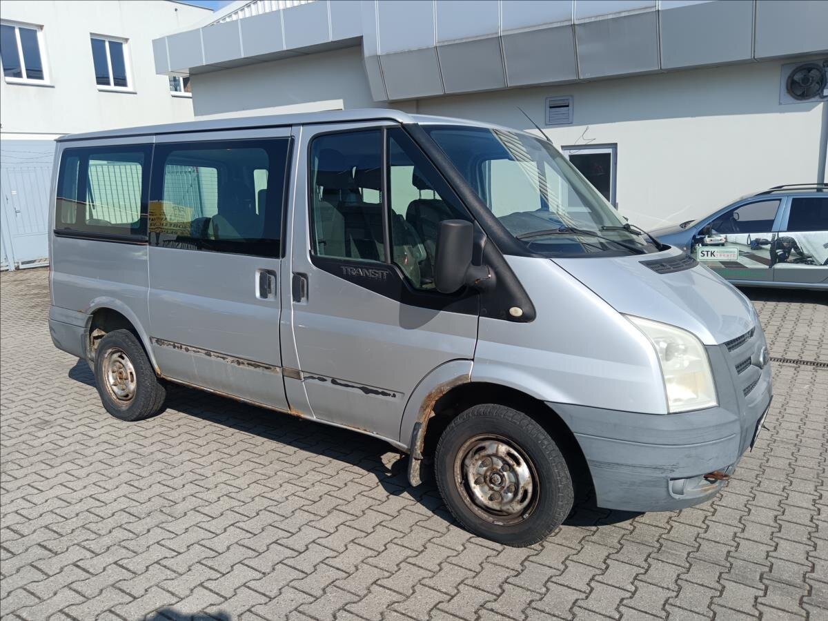 Ford Transit Kombi 2,2 l 85 kw