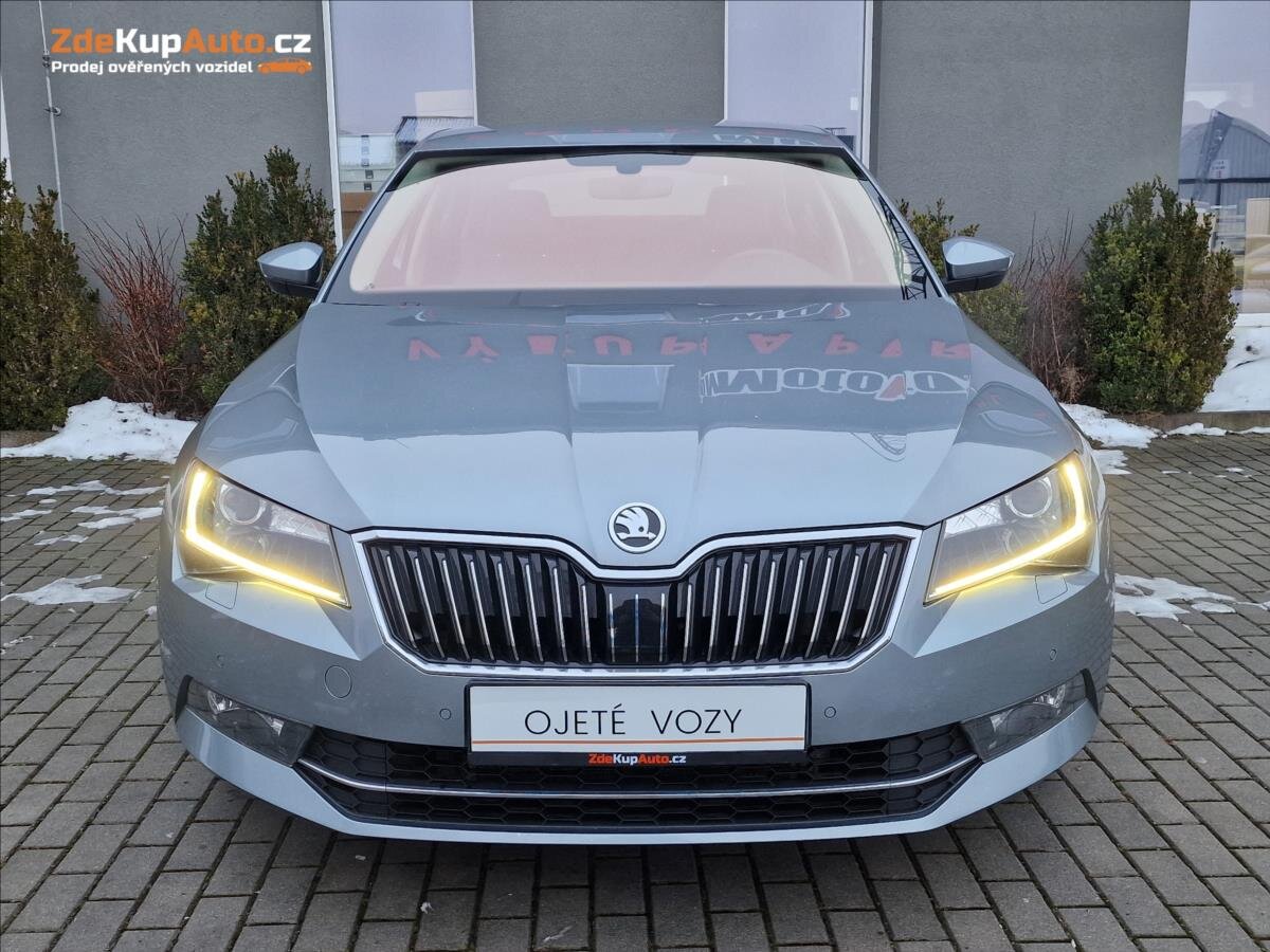 Škoda Superb Liftback 2,0 l 140 kw