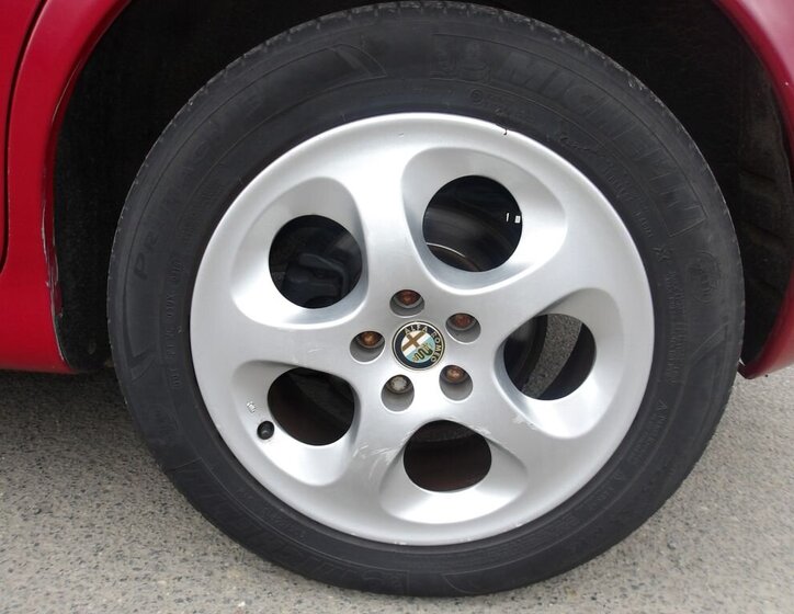 Alfa Romeo 147 Hatchback 1,6 l 77 kw