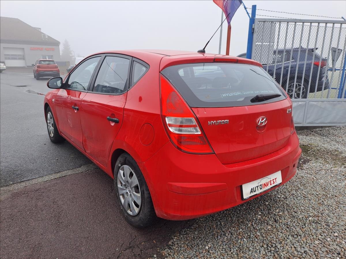 Hyundai i30 Hatchback 1,4 l 80 kw