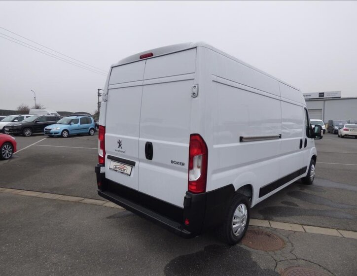 Peugeot Boxer Ostatní 2,2 l 121 kw