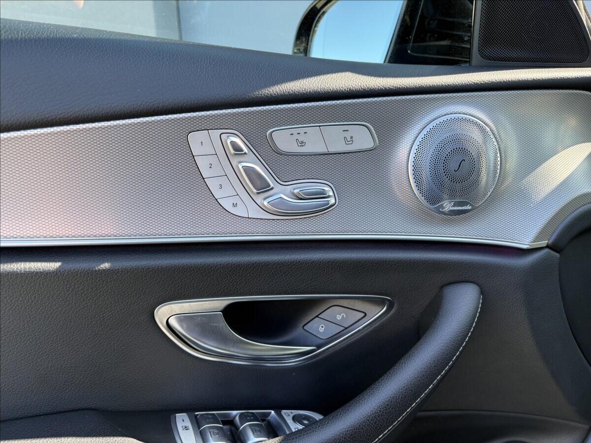Mercedes-Benz Třídy E Sedan / Limuzína 3,0 l 190 kw