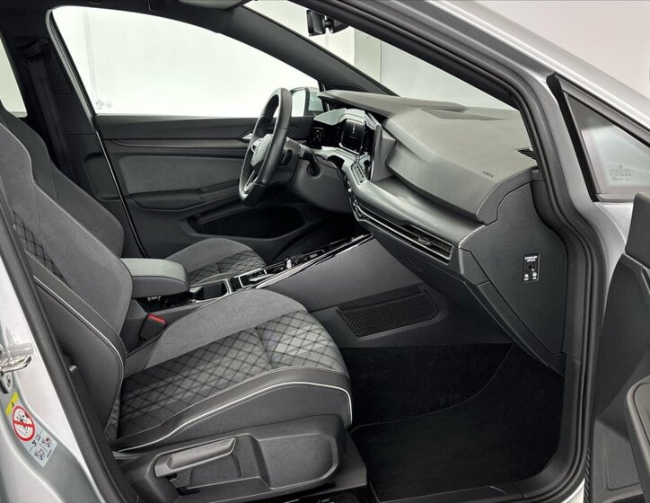 Volkswagen Golf Kombi 1,5 l 110 kw