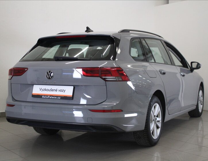 Volkswagen Golf Kombi 999,0 81 kw