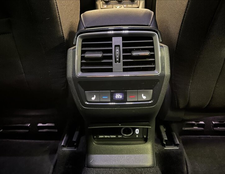 Škoda Karoq SUV / Terénní 2,0 l 85 kw