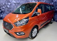 Ford Tourneo Custom 1