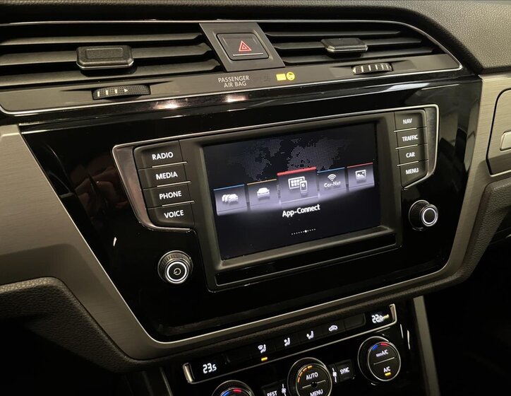 Volkswagen Touran MPV 1,6 l 81 kw