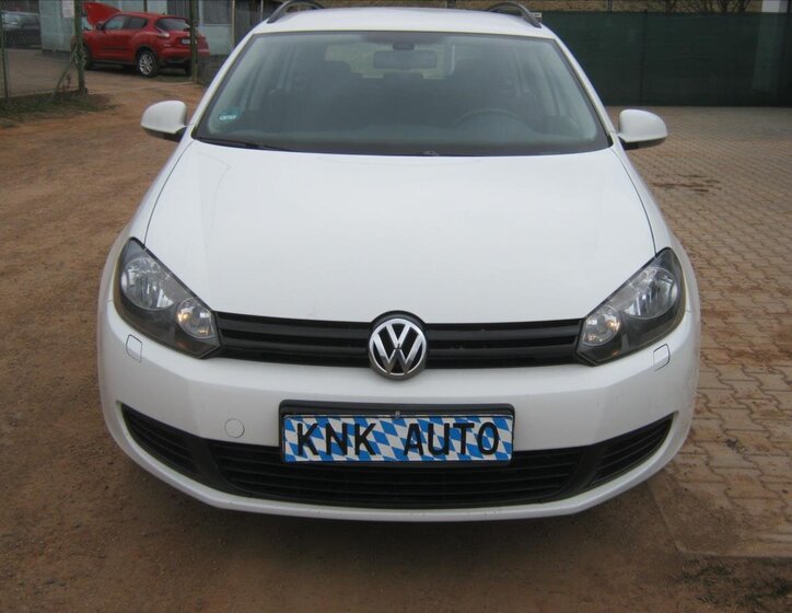 Volkswagen Golf Kombi 1,6 l 77 kw