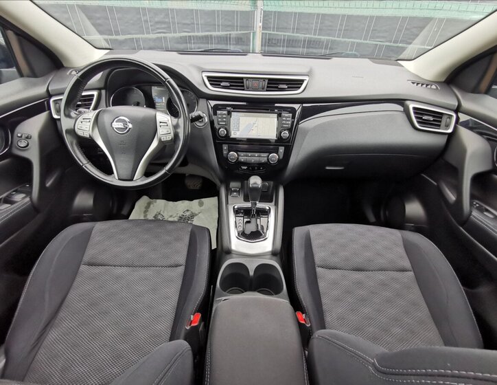 Nissan Qashqai SUV 1,6 l 96 kw