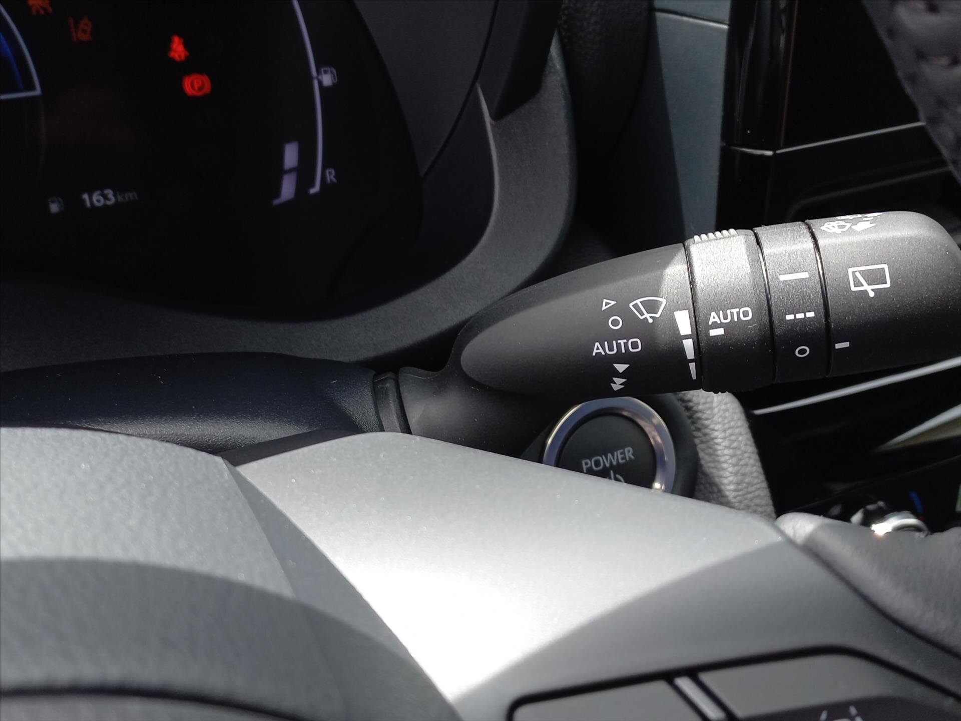 Toyota Yaris Cross CUV / Crossover 1,5 l 68 kw