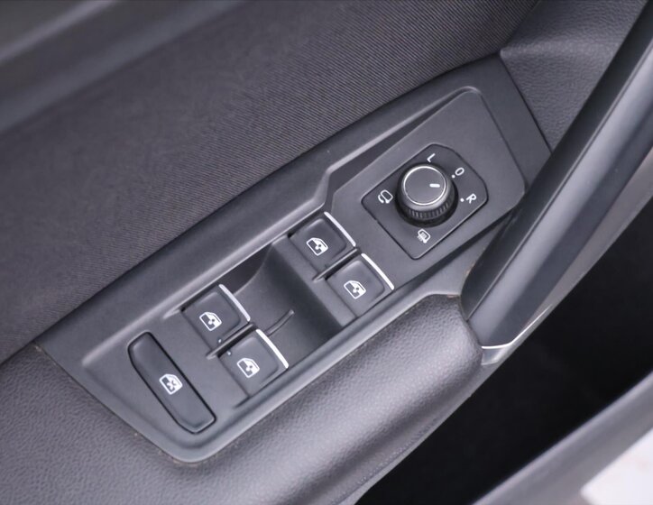 Volkswagen Tiguan SUV / Terénní 2,0 l 176 kw