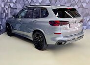 BMW X5 SUV / Terénní 3,0 l 250 kw