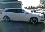 Opel Insignia Kombi 2,0 l 125 kw