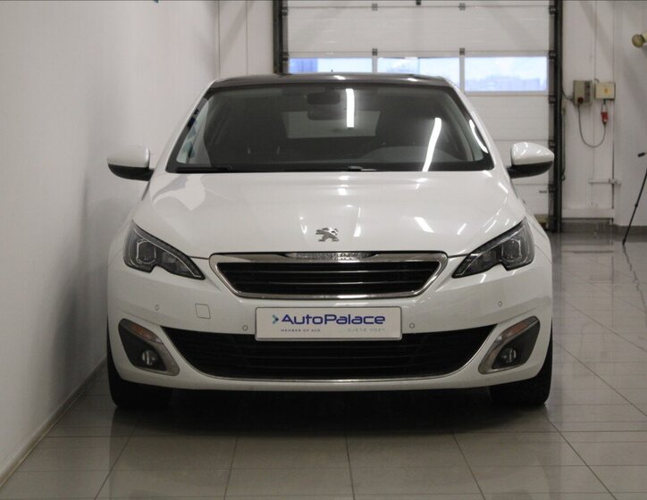 Peugeot 308 Hatchback 1,6 l 73 kw