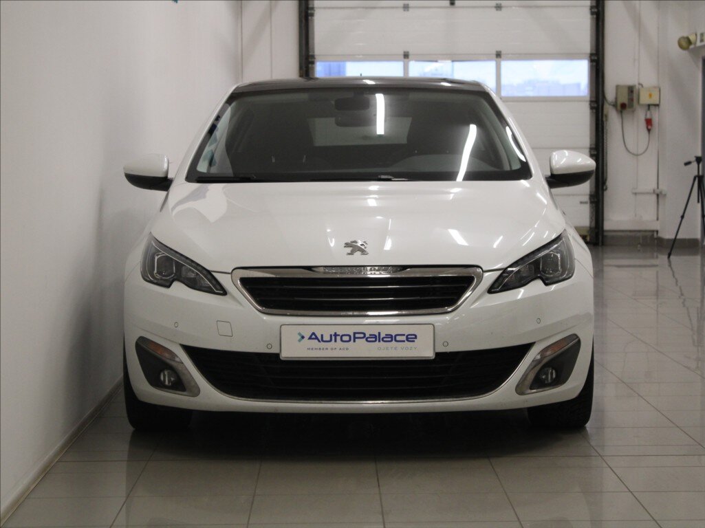 Peugeot 308 Hatchback 1,6 l 73 kw