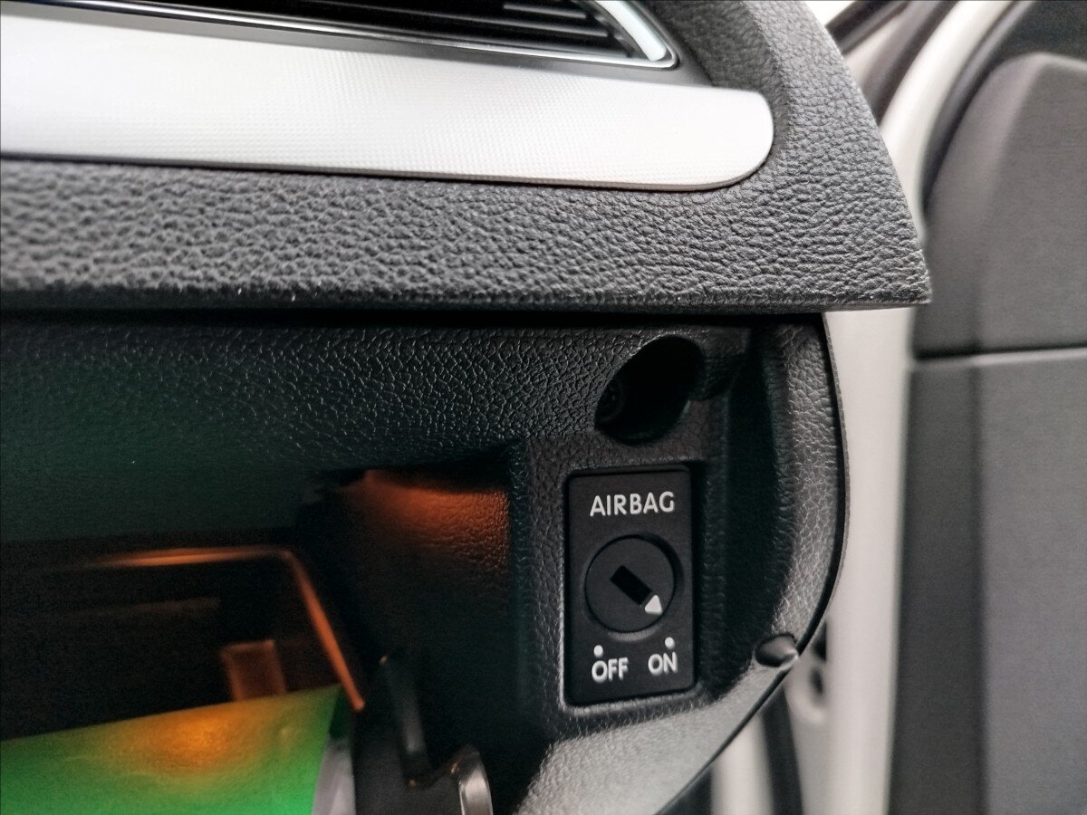 Škoda Superb Kombi 2,0 l 103 kw