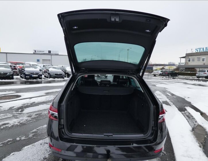 Škoda Superb Kombi 2,0 l 110 kw