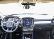 Volvo XC40 SUV / Terénní 2,0 l 140 kw