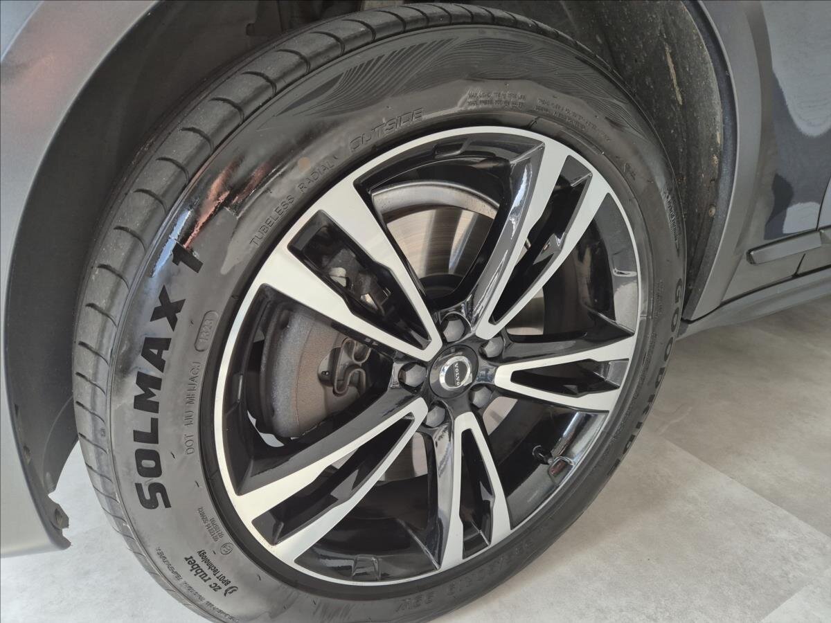 Volvo V90 Kombi 2,0 l 177 kw