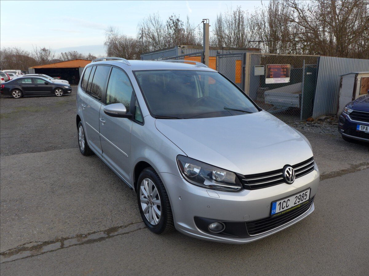 Volkswagen Touran Kombi 1,6 l 77 kw